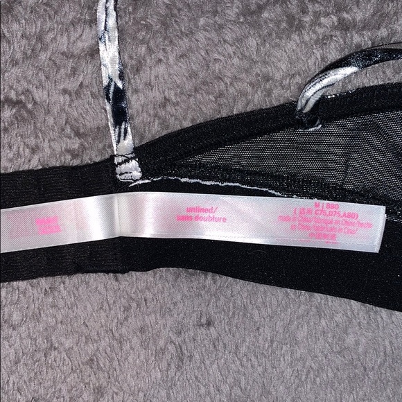 Pink tropical velour bralette - Picture 3 of 3